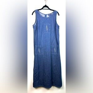 Vintage 90s Blue J Denim Jumper Maxi Dress‎ Size Medium Cotton Leaf Embroidered